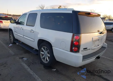 2007 GMC Yukon Xl 1500 Denali z USA, uszkodzony, nr VIN 1GKFK668X7J280197